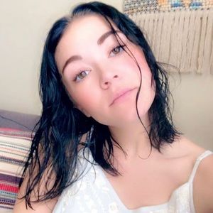 Meet your Posher, Joy